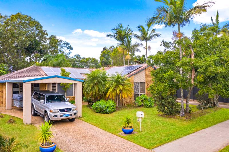 18 Oakmont Drive, BUDERIM, QLD 4556