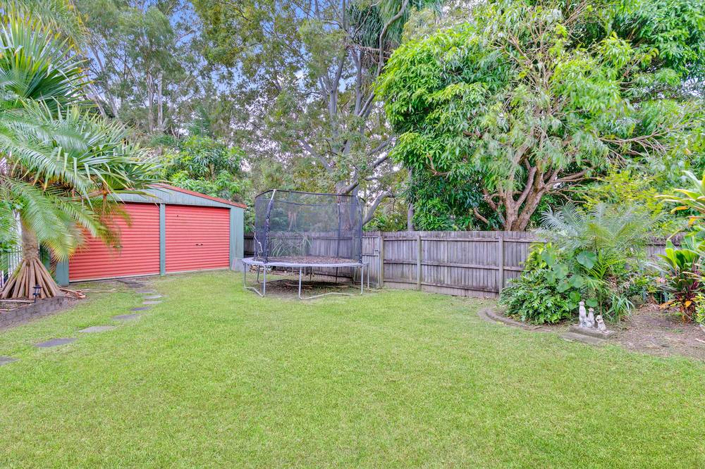 18 Oakmont Drive, BUDERIM, QLD 4556