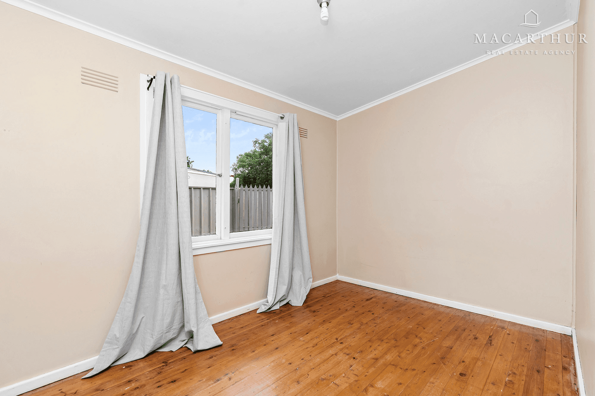 9 Malta Crescent, Ashmont, NSW 2650