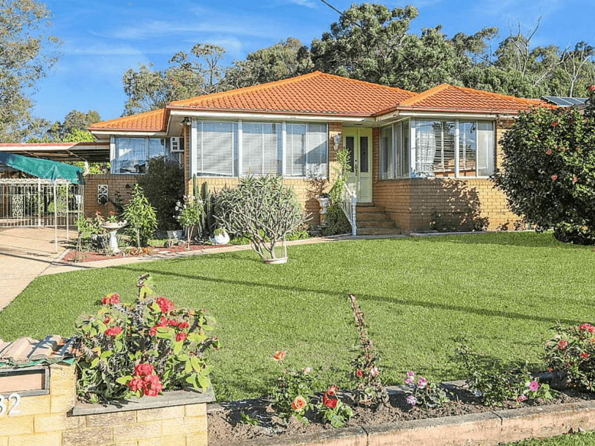 32 Bungarra Crescent, CHIPPING NORTON, NSW 2170