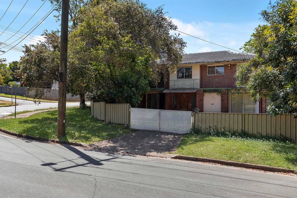 1 Akebia Street, ARANA HILLS, QLD 4054