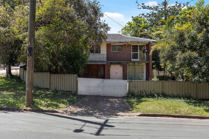 1 Akebia Street, ARANA HILLS, QLD 4054