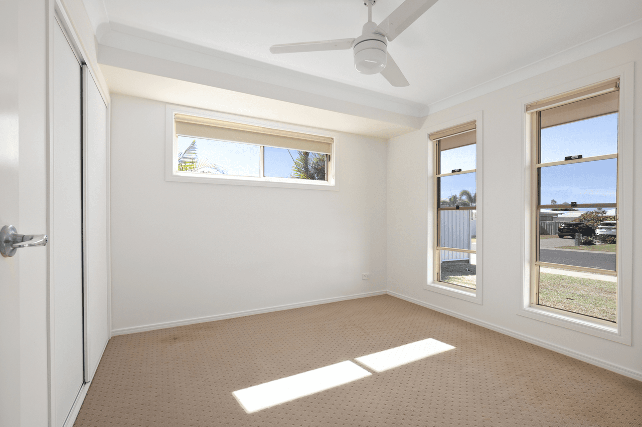 2/10 Moriarty Street, EMERALD, QLD 4720