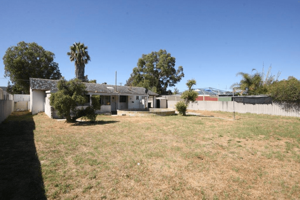 45 Banksia Road, CAMILLO, WA 6111