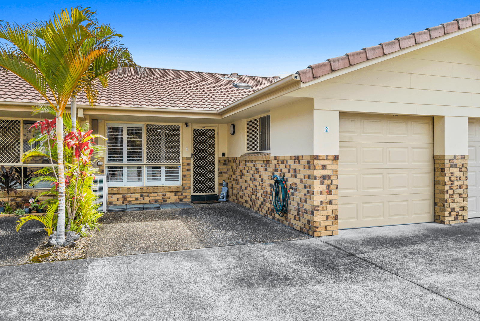 2/174 Galleon Way, CURRUMBIN WATERS, QLD 4223