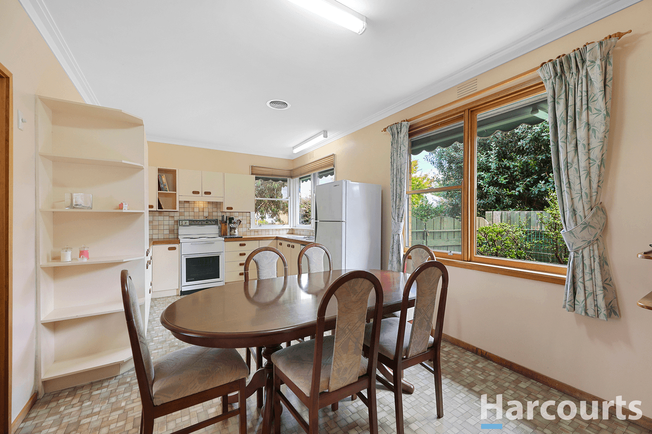 5 Parkin Street, MOE, VIC 3825