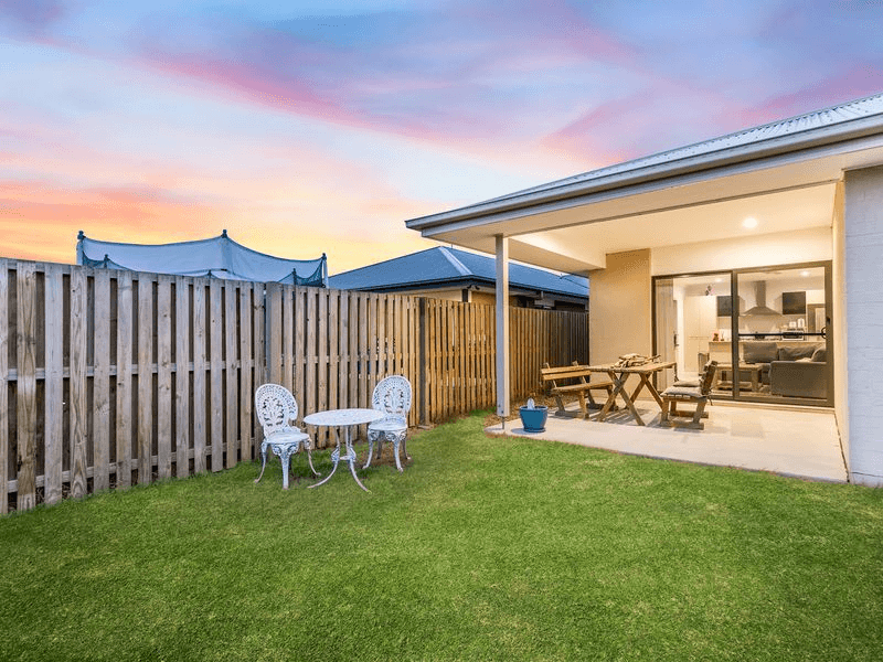 96 O'Reilly Drive, COOMERA, QLD 4209