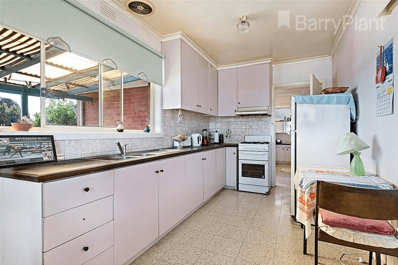 8 Ellendale Road, Noble Park, VIC 3174