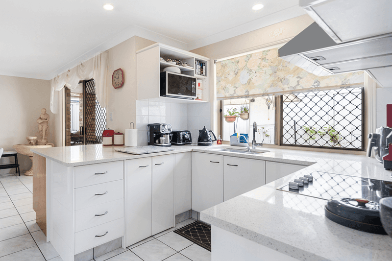 4 Partridge Place, TUGUN, QLD 4224