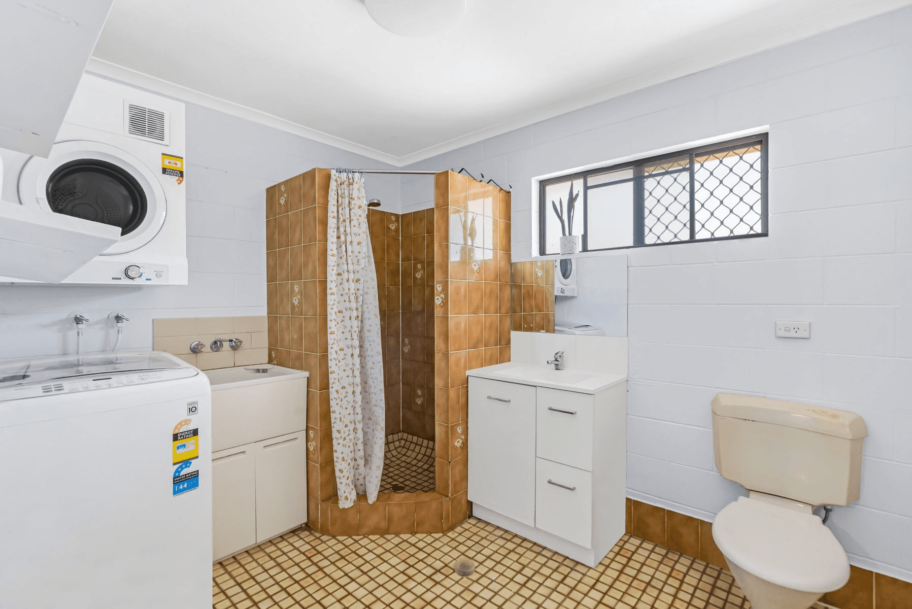 12/23-25 Harris Street, Parramatta Park, QLD 4870