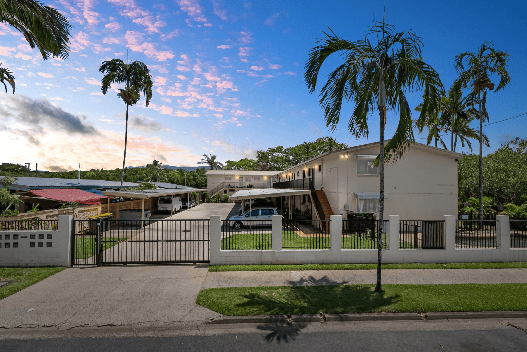 12/23-25 Harris Street, Parramatta Park, QLD 4870