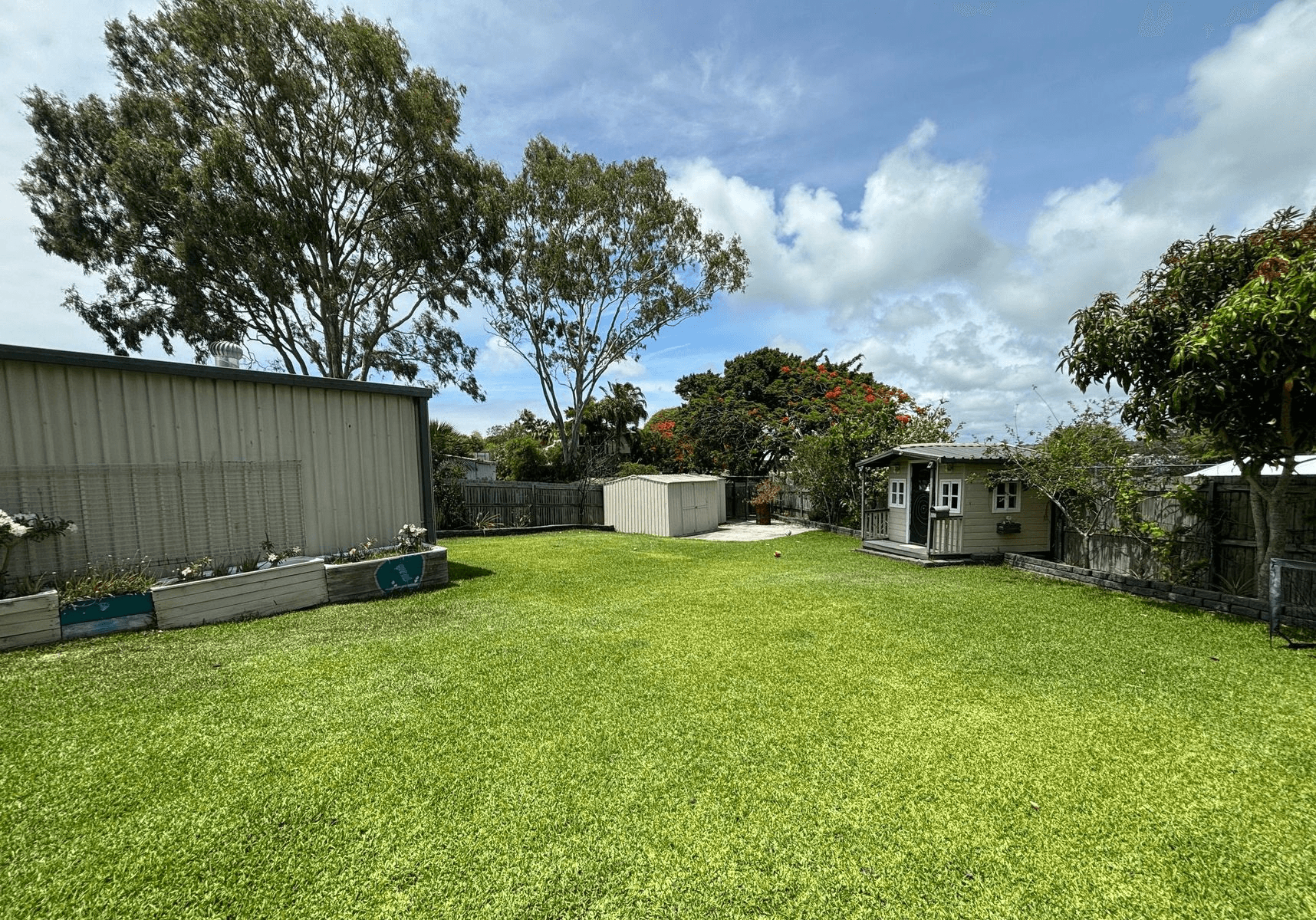 25 Cahill Crescent, Rural View, QLD 4740