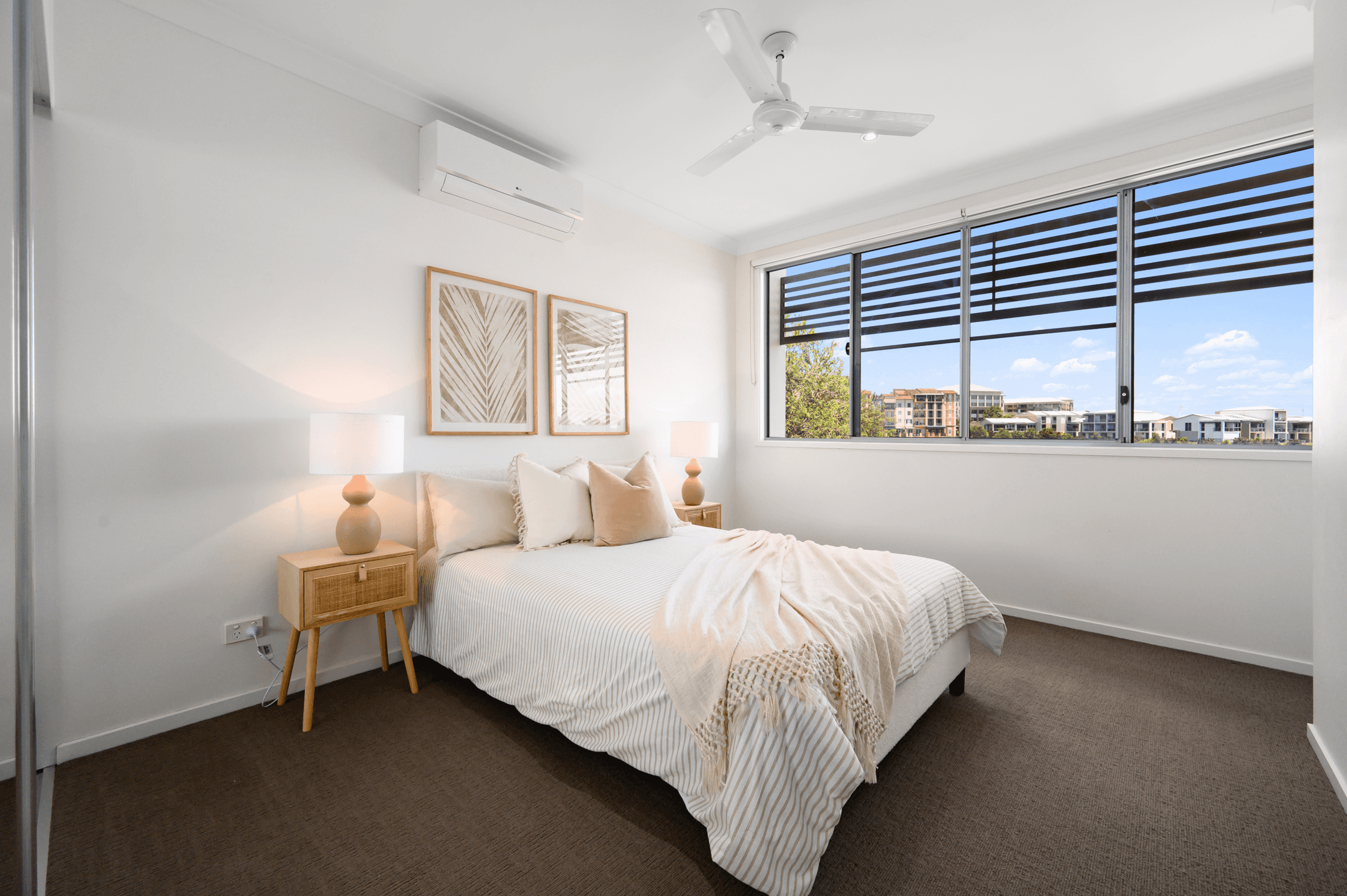 76/5033 Emerald Island Drive, CARRARA, QLD 4211