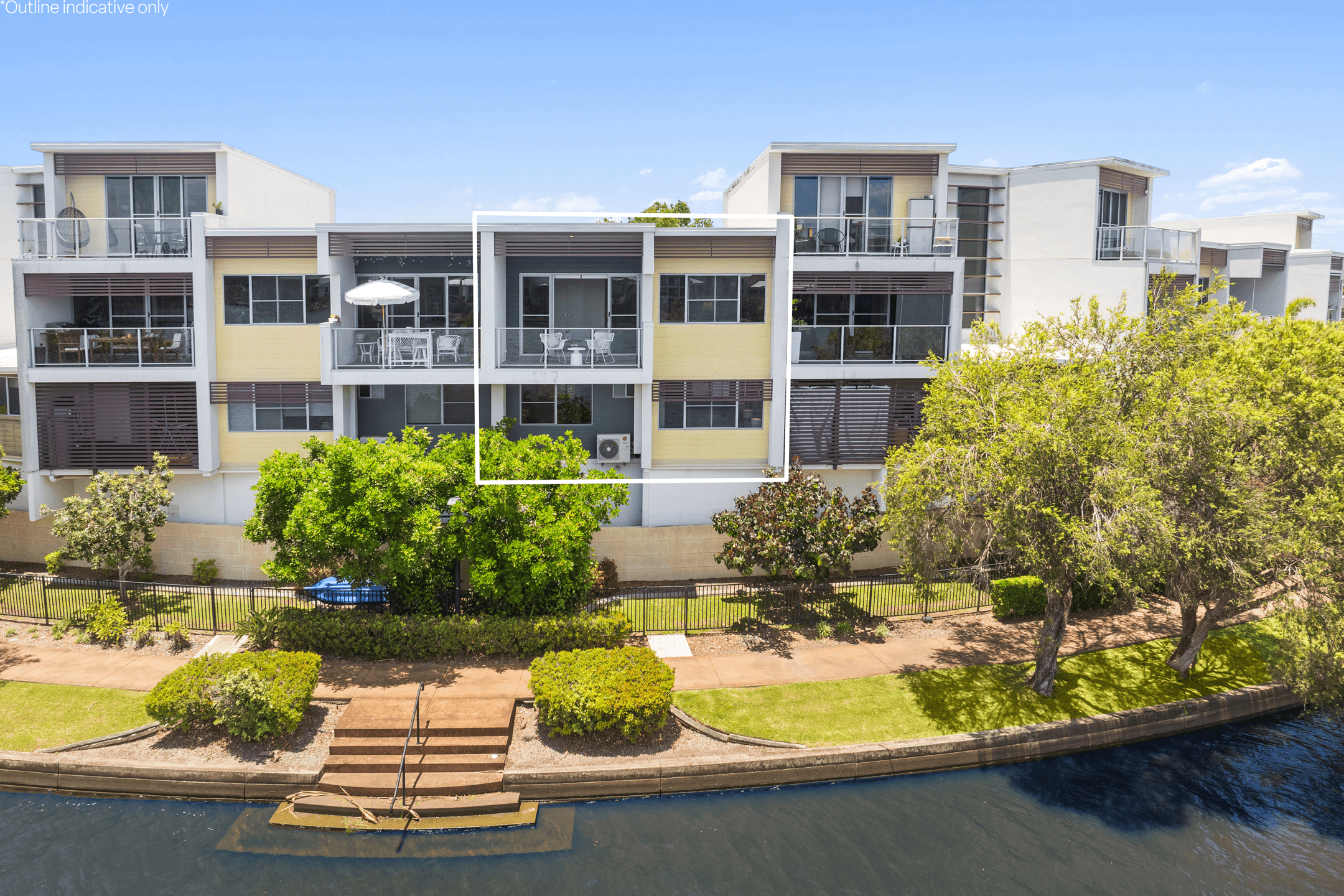 76/5033 Emerald Island Drive, CARRARA, QLD 4211