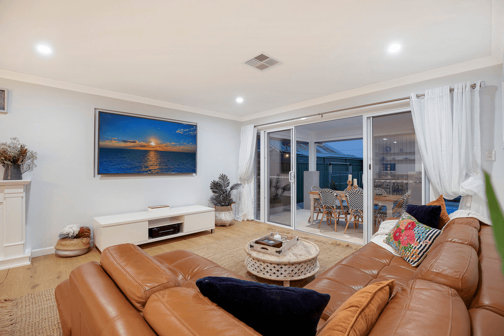 60 Uligandi Street, ETTALONG BEACH, NSW 2257