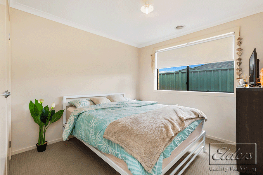 49 Symbester Crescent, EAGLEHAWK, VIC 3556