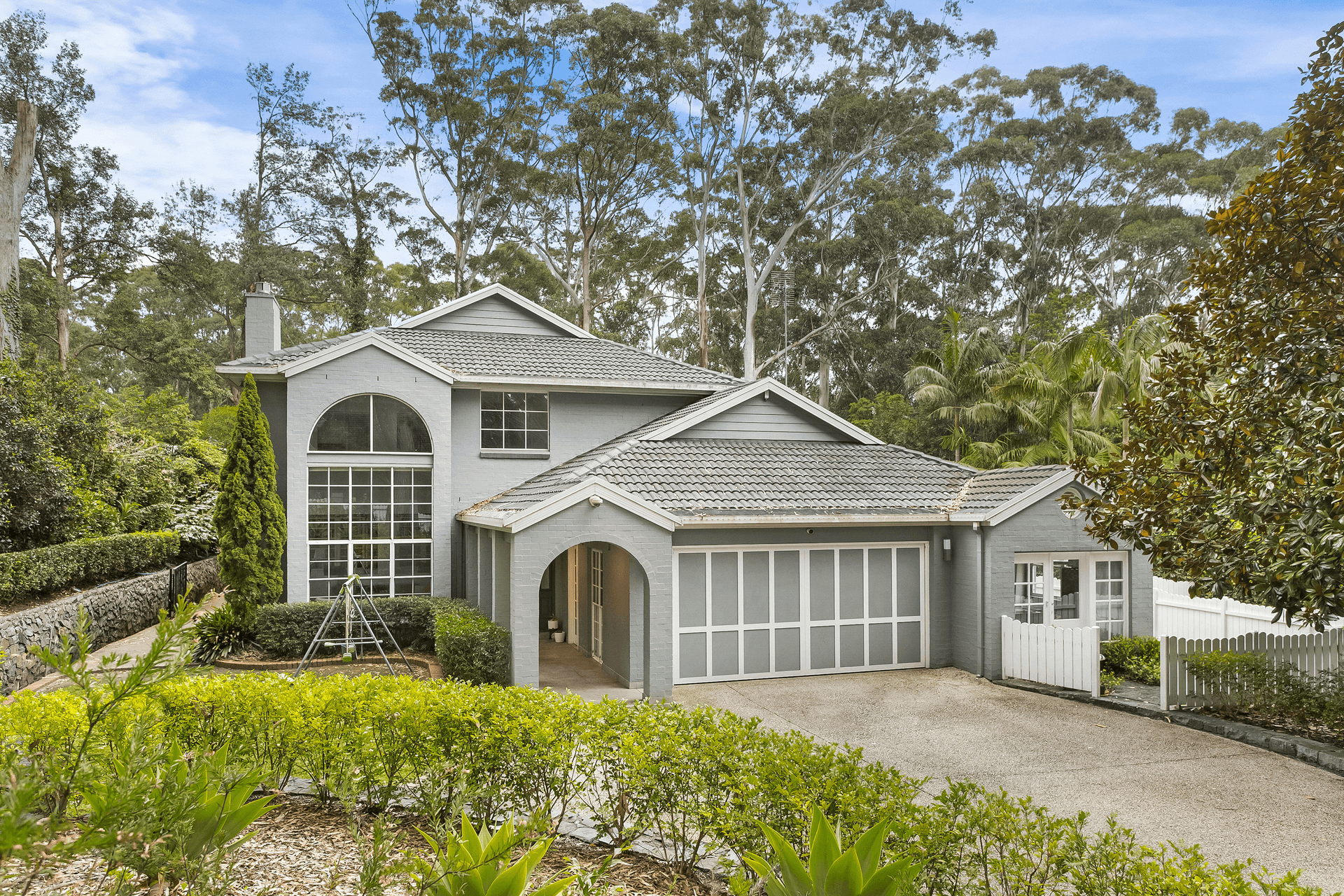 4 Parrish Avenue, Mount Pleasant, NSW 2519