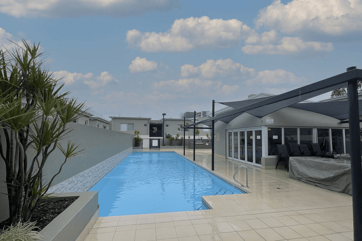 2/76 Newcastle Street, Perth, WA 6000