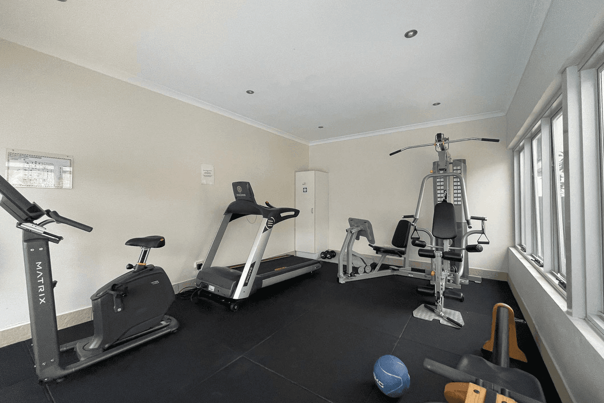 2/76 Newcastle Street, Perth, WA 6000
