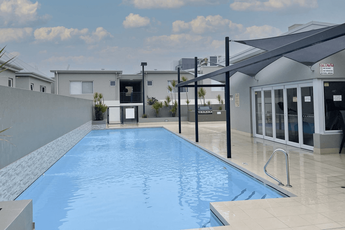 2/76 Newcastle Street, Perth, WA 6000