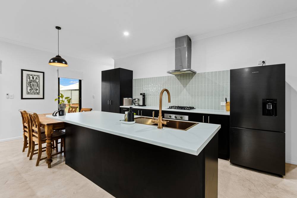 94 Sandpiper Avenue, DJUGUN, WA 6725