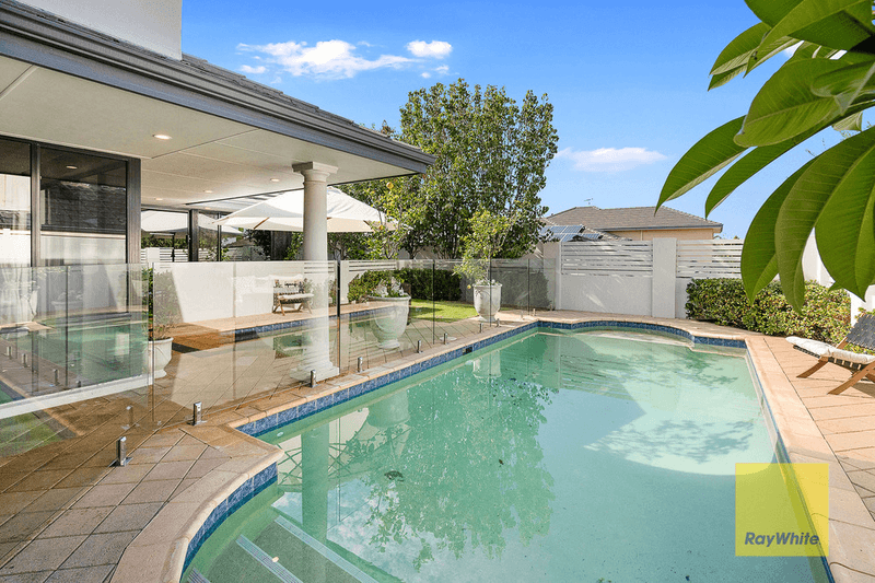 11 Saddington Crescent, MOSMAN PARK, WA 6012