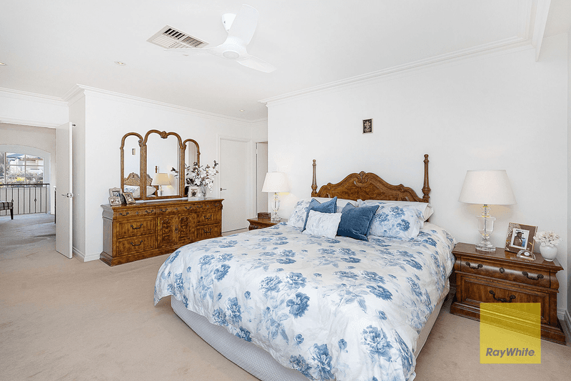 11 Saddington Crescent, MOSMAN PARK, WA 6012