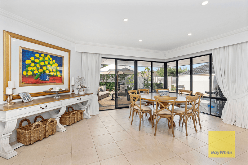 11 Saddington Crescent, MOSMAN PARK, WA 6012