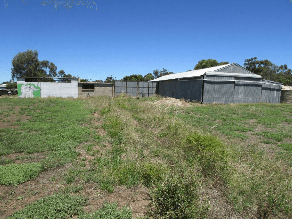13A RAINBOW ROAD, WARRACKNABEAL, VIC 3393