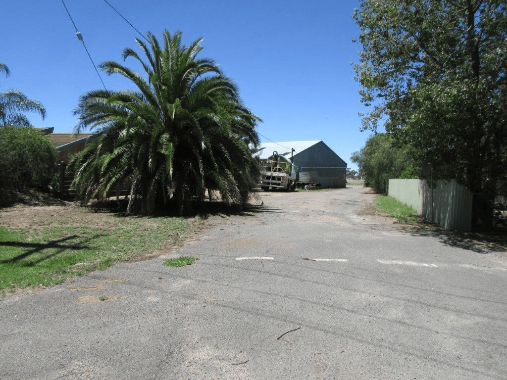 13A RAINBOW ROAD, WARRACKNABEAL, VIC 3393