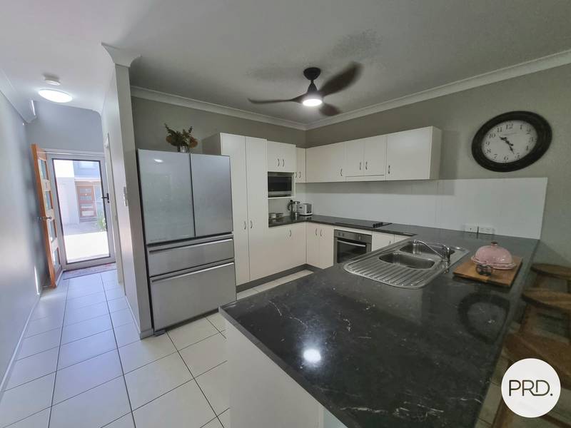10/216 Oaka Street, SOUTH GLADSTONE, QLD 4680