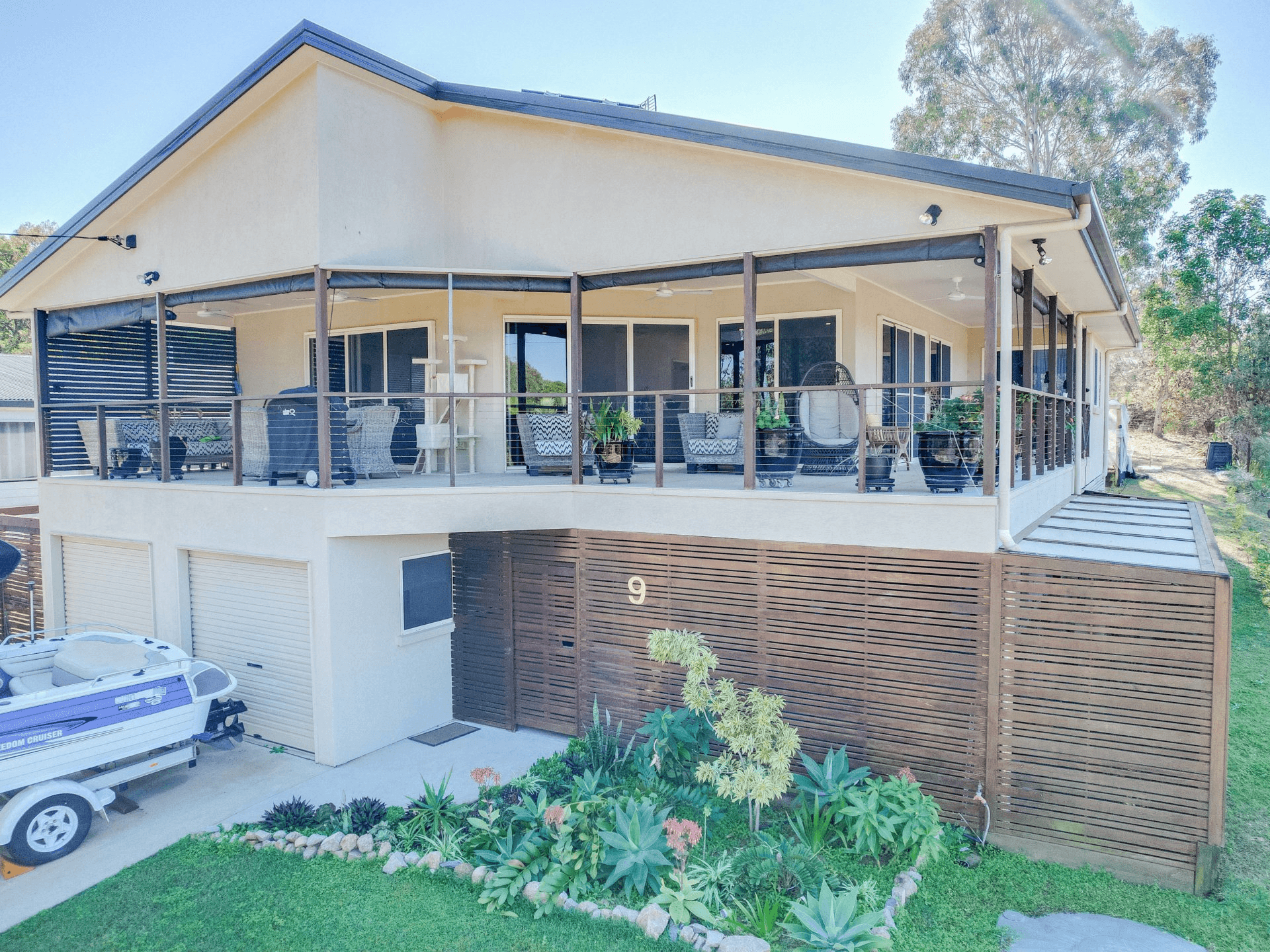 9 The Tor Walk, RUSSELL ISLAND, QLD 4184