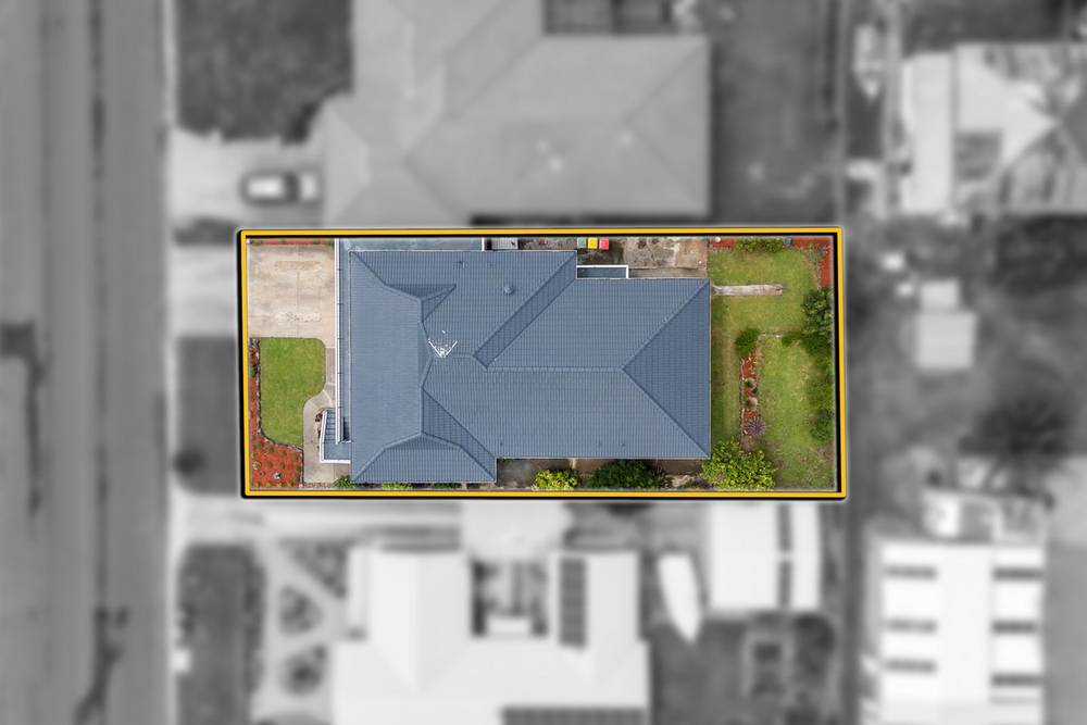 18 Rowe Street, LAKES ENTRANCE, VIC 3909