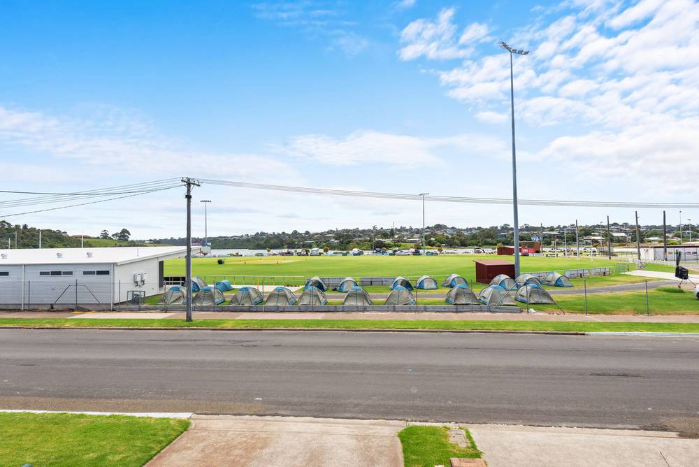 18 Rowe Street, LAKES ENTRANCE, VIC 3909