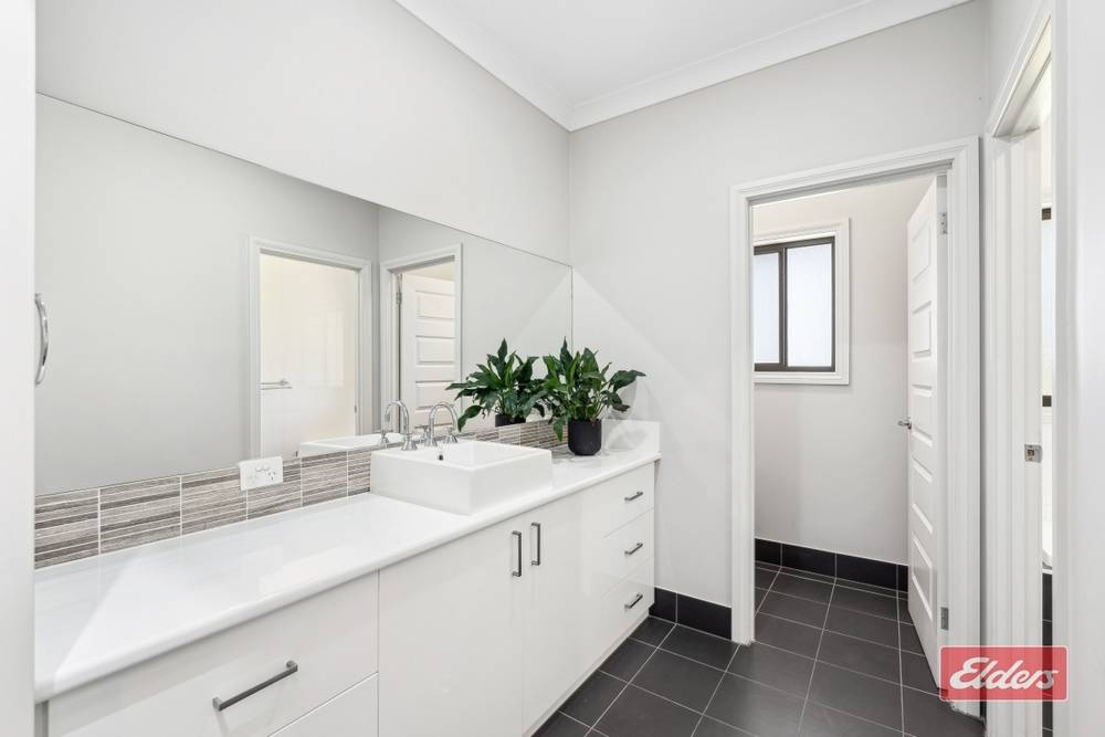 2 Marr Court, Williamstown, SA 5351