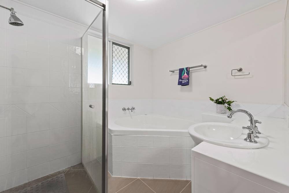 1/185 Landsborough Avenue, Scarborough, QLD 4020