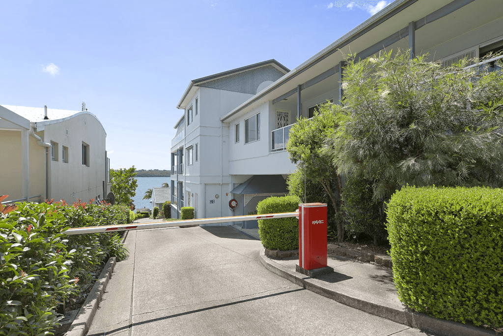 4/21 Excelsior Parade, CAREY BAY, NSW 2283