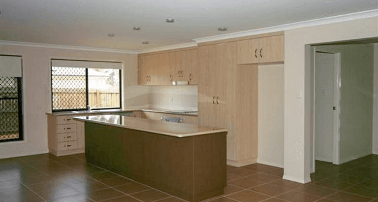 5 St Andrews Chase, DALBY, QLD 4405