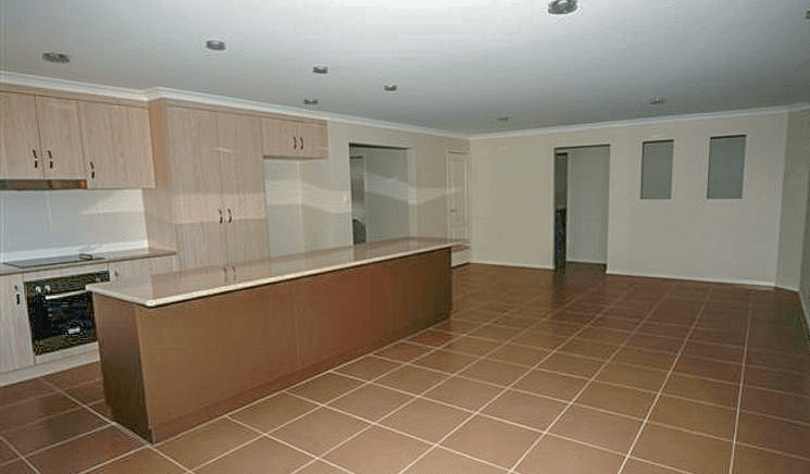 5 St Andrews Chase, DALBY, QLD 4405