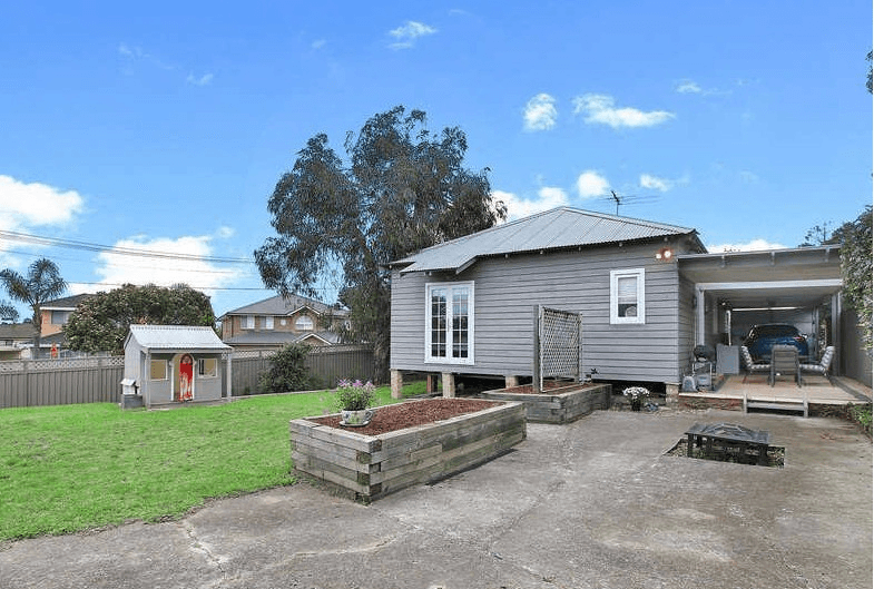 128 Braeside Rd, GREYSTANES, NSW 2145