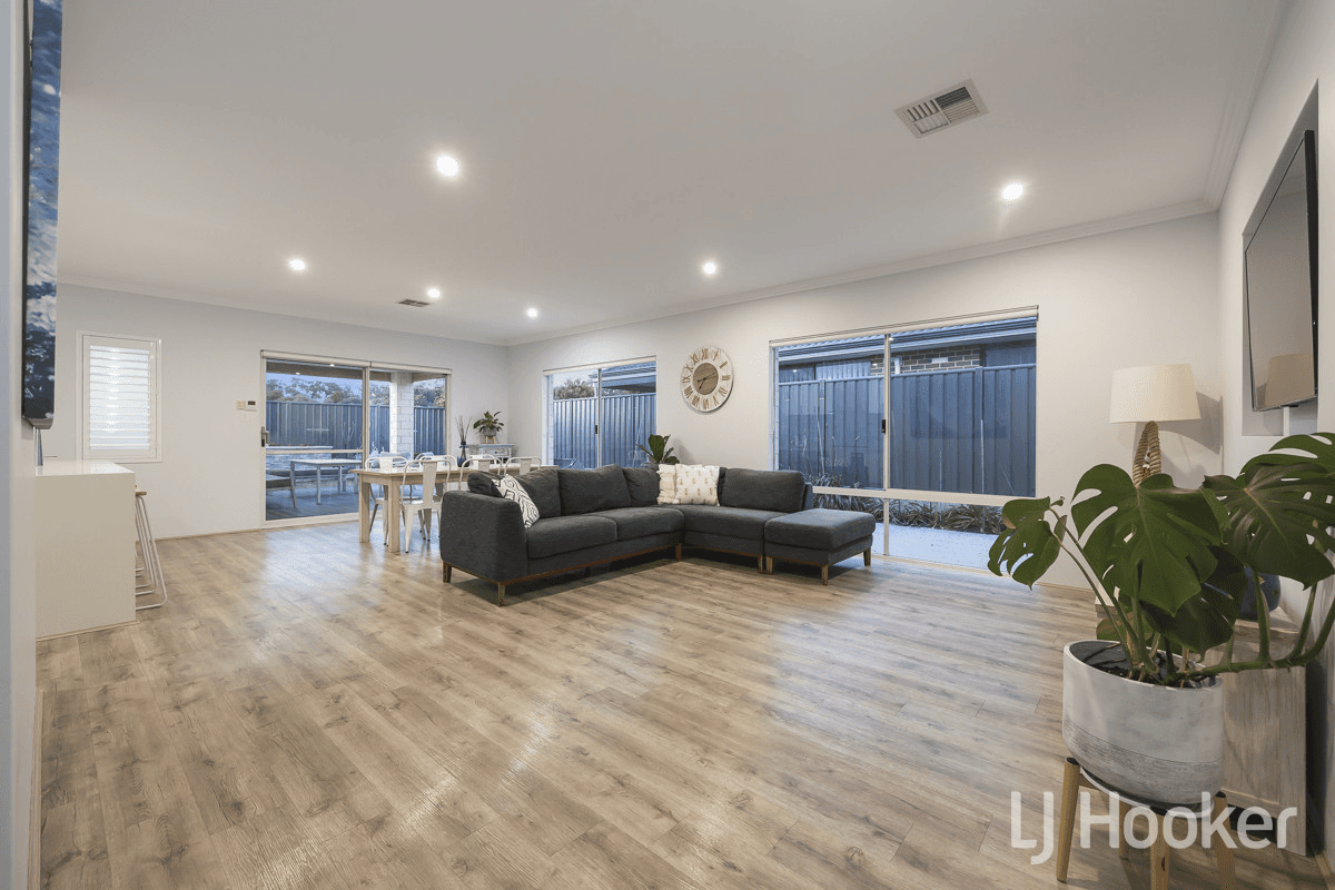 7 Brassie Terrace, YANCHEP, WA 6035