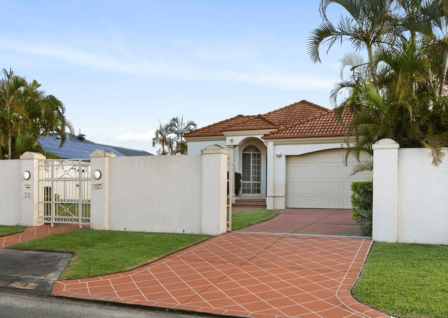 12 Jaeger Way, BENOWA WATERS, QLD 4217