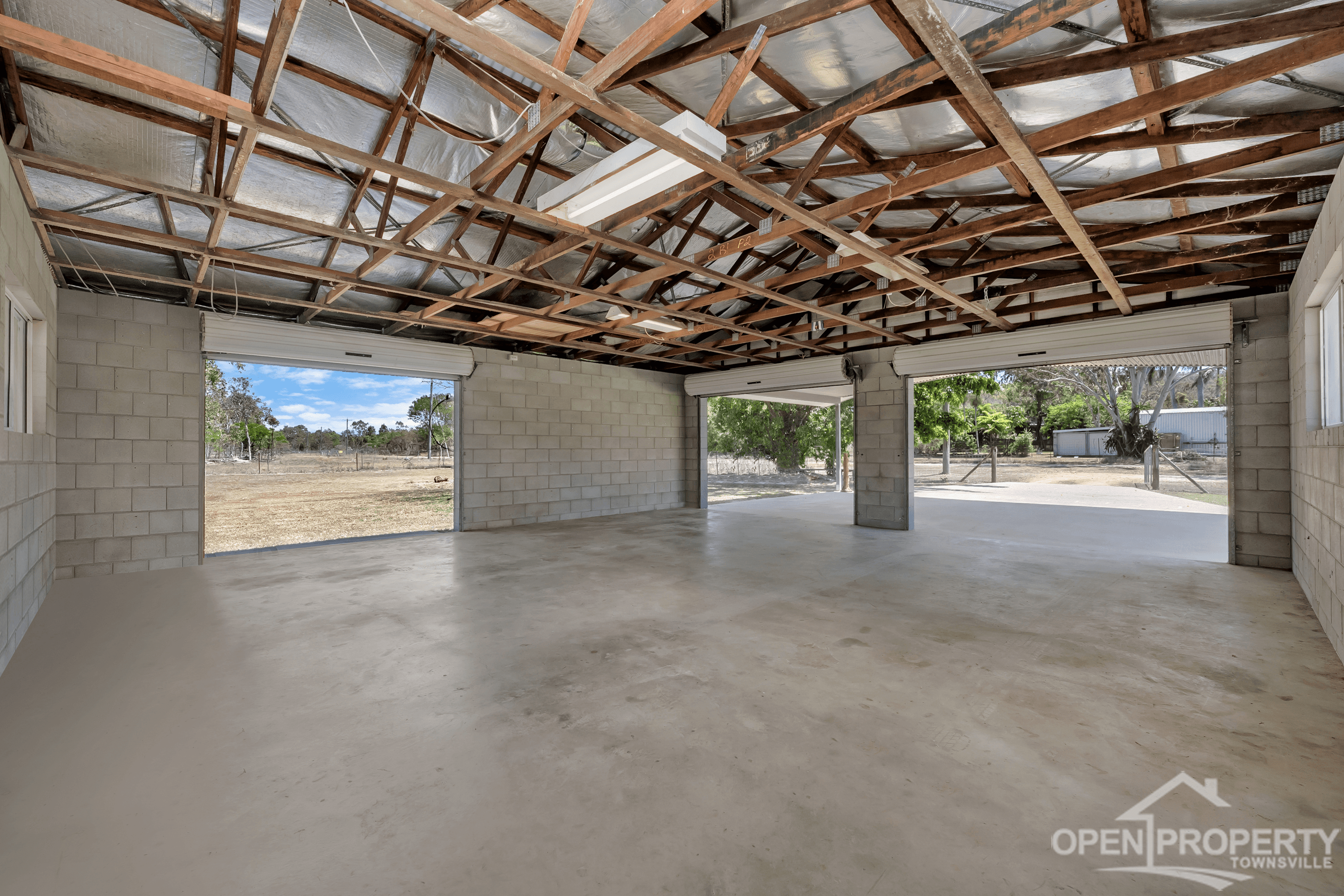 184 Mount Low Pkwy, Mount Low, QLD 4818