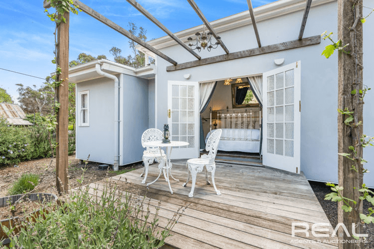 2 Frederick Place, AUBURN, SA 5451