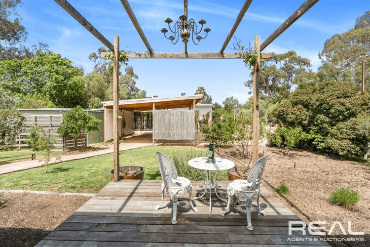 2 Frederick Place, AUBURN, SA 5451