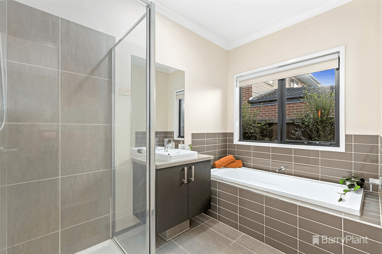 4 Rappold Avenue, Croydon, VIC 3136