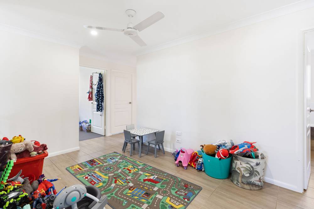 52 Augustus Boulevard, URRAWEEN, QLD 4655