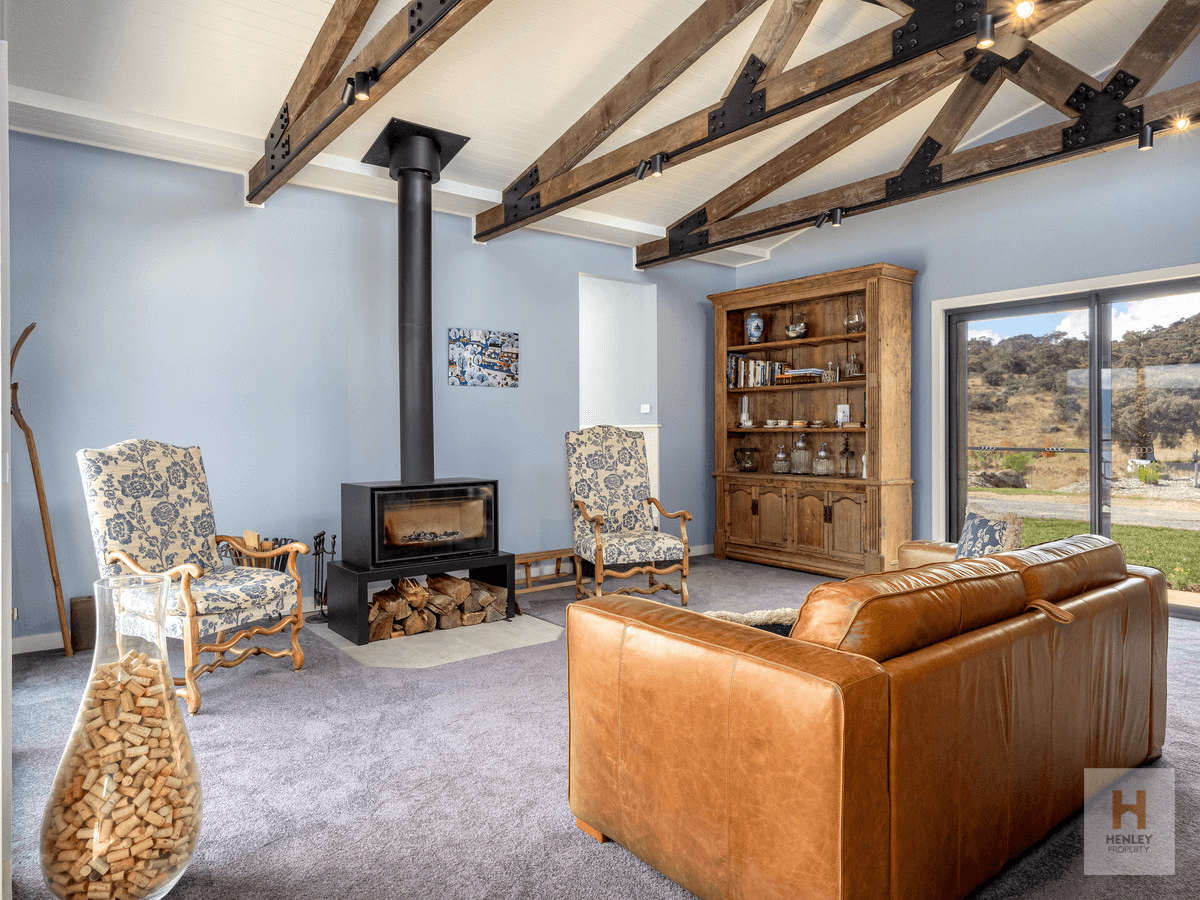 101 Spring Hill Road, East Jindabyne, NSW 2627