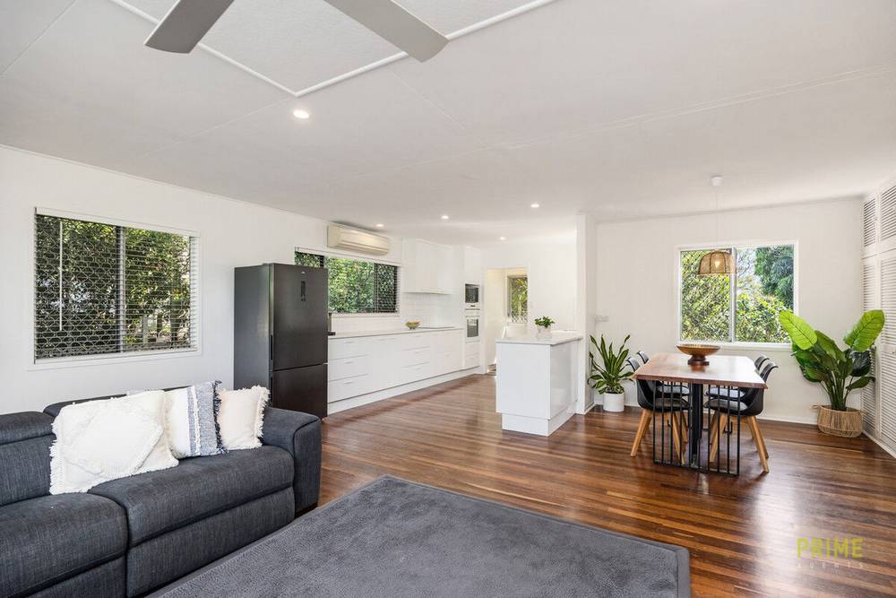 27 Bideford Street, Torquay, QLD 4655