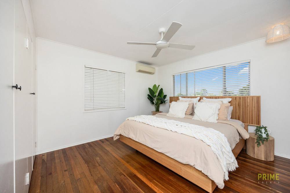 27 Bideford Street, Torquay, QLD 4655